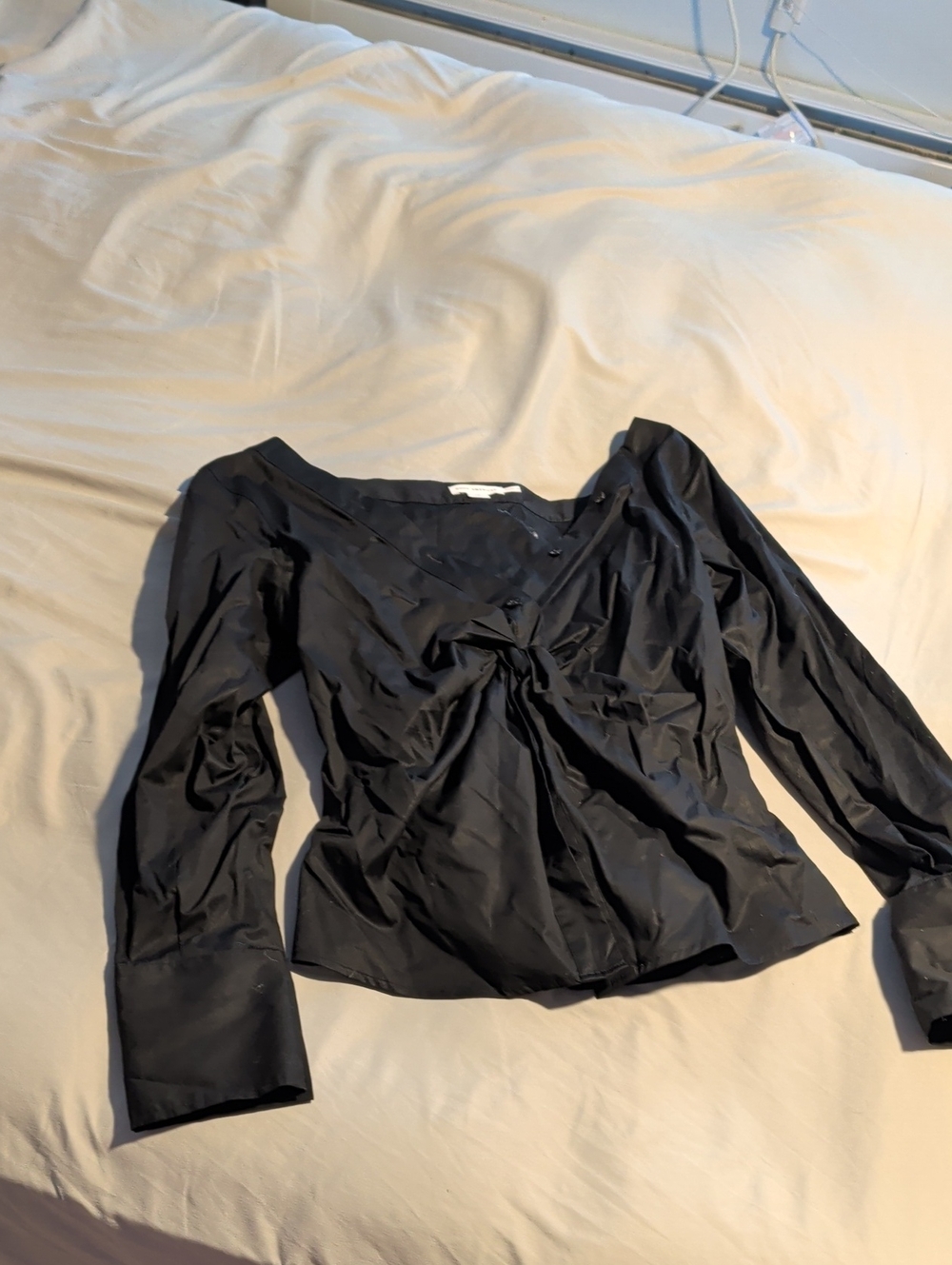 Good American Black Twist-Front Long Sleeve Blouse